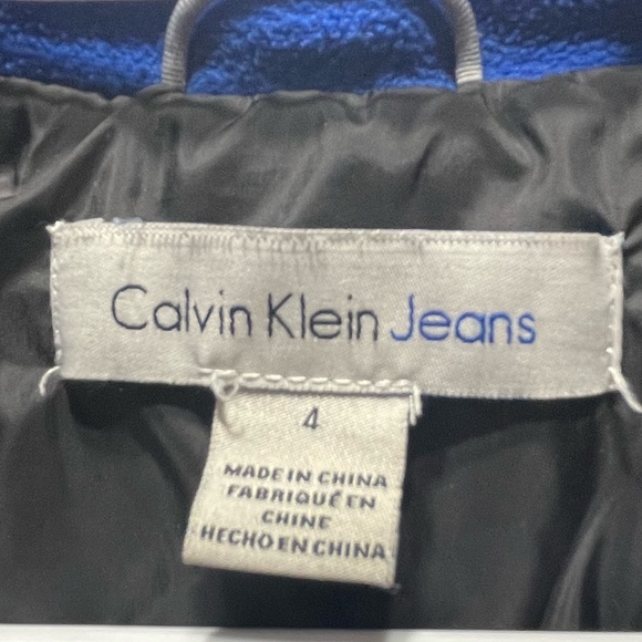 Calvin Klein Puffer Jacket 4T - Picture 2 of 6